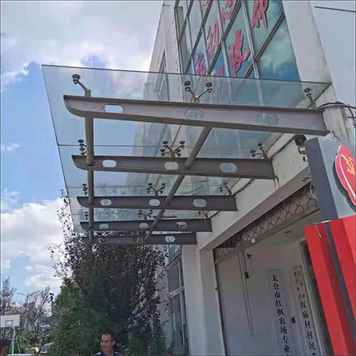 Commercial Plaza Garage Entrance Stainless Steel Glass Canopy Installation – Dubai, Riyadh, São Paulo & Buenos Aires